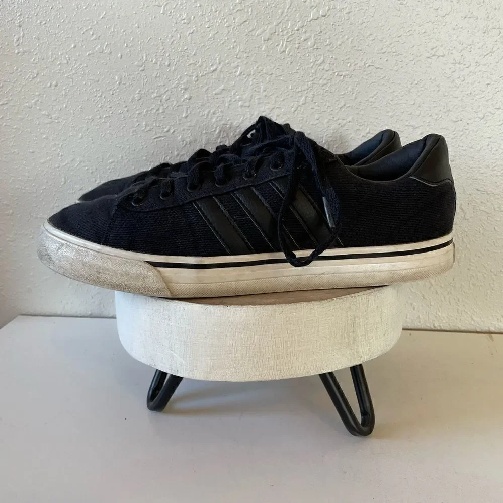 Adidas Cloudfoam Sneakers Size 9.5